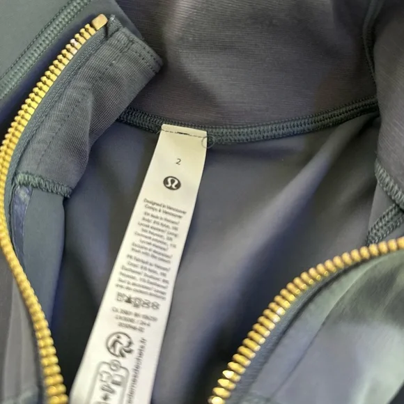 Lululemon 🍋Define Jacket 💙Sade Gold 💙 - Picture 5 of 6